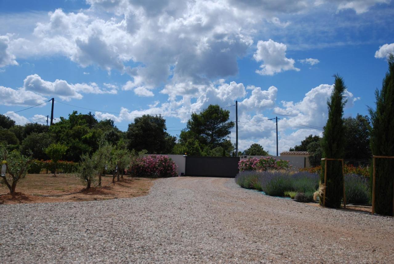 Villa Otilia-Bed And Breakfast-Chambres D'Hotes En Provence Rians  エクステリア 写真